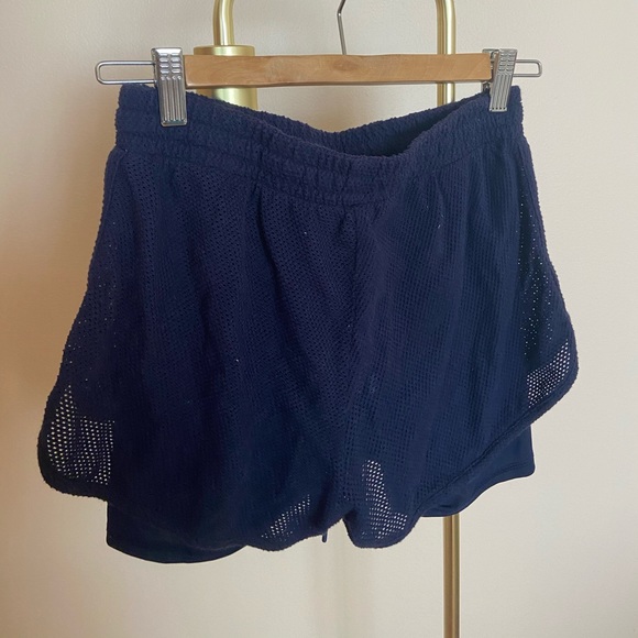Aritzia The Constant Blasis gym Shorts Jet Blue - Picture 3 of 4
